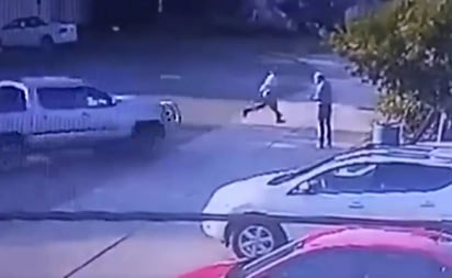 Captan el momento en que ex camarógrafo es atropellado en Guanajuato