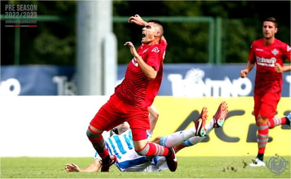 Johan Vásquez con destacada actuación en partido amistoso en Italia