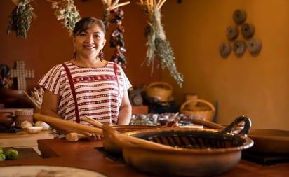 Olga Cabrera, el orgullo de la cocina mixteca