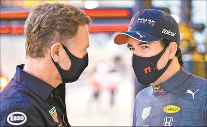 Jefe de Red Bull defiende a 'Checo' Pérez