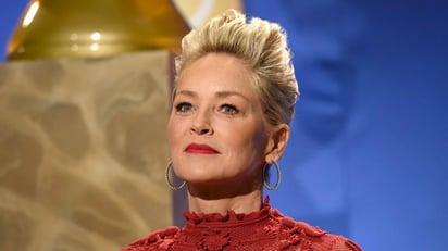 Sharon Stone sorprende con atrevida foto en topless