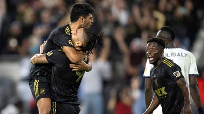 Vela, feliz de compartir responsabilidades y liderazgo en LAFC