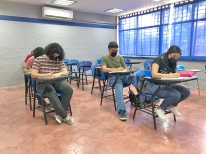 Estudiantes recibirán apoyos de más de mil pesos  