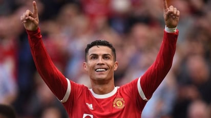 Cristiano regresa entre aplausos y sin brillo a Old Trafford