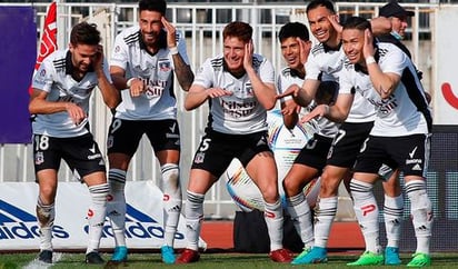 Colo Colo gana el clásico ante Universidad de Chile y se afianza en la cima