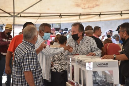 Priistas que se sumaron a Morena los elegidos como consejeros