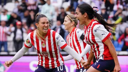 Chivas vence al Pachuca y mantiene paso perfecto en el Apertura 2022