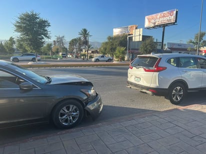 Conductor provoca choque por alcance en la colonia Guadalupe