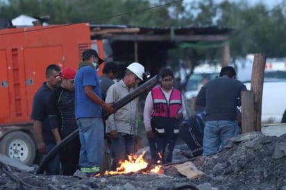 Comunidad jesuita se solidariza con familias de mineros atrapados