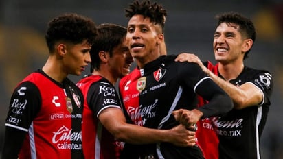 Atlas remonta un duelo complicado ante Querétaro y se sacude la mala racha del inicio