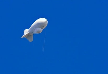 La Patrulla Fronteriza instala globo aerostático de vigilancia migratoria en la frontera de Texas con Coahuila 