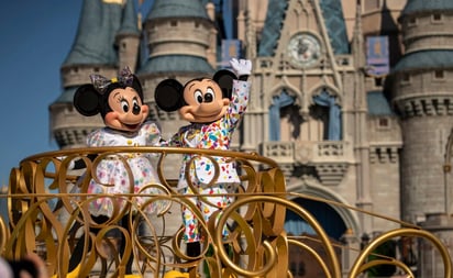 Disney ofrece trabajo a extranjeros en sus parques