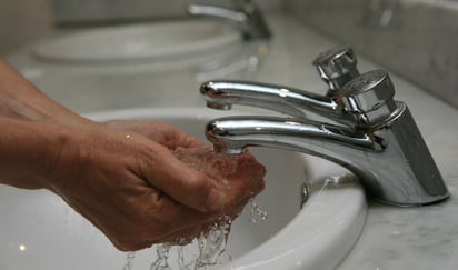 Manolo Jiménez: 'Necesario que empresas respeten y no se pasen en el consumo de agua'