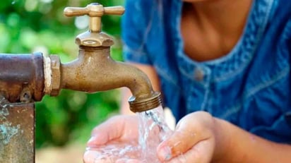 Manolo Jiménez: 'Se requiere que empresas respeten y no se pasen en el consumo del agua'