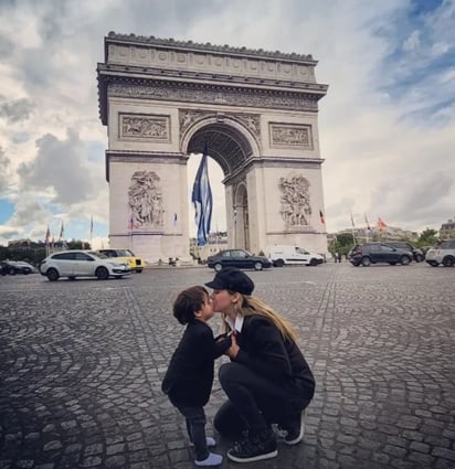 Sherlyn viaja a París junto al amor de su vida, el pequeño André