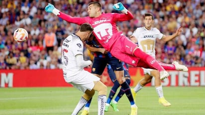 Julio González, portero de Pumas: 'Me da vergüenza que me haya metido Barcelona seis goles'