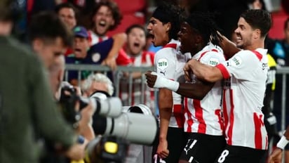 De la mano de Erick Gutierrez PSV está en los 'play-off' de la Champions League