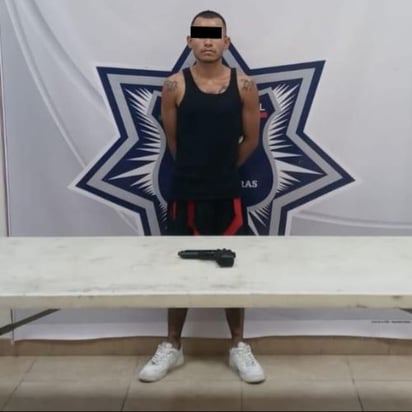 Sujeto es detenido con un arma de juguete