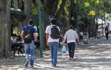 Aún hay mil 127 vacantes en en la UdeG