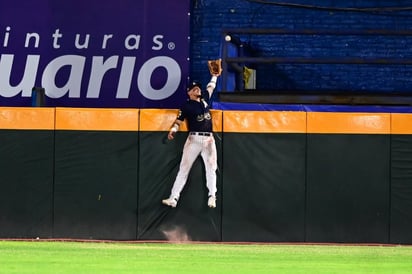 Acereros y Sultanes están empatados en el tercer juego