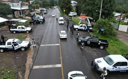 Liberan a 25 agentes de Guardia Nacional secuestrados en Michoacán por crimen organizado