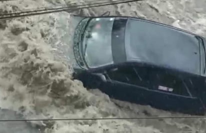 Tormenta arrastró varios autos en zona del Cerro de Chiquihuite y de la Sierra de Guadalupe; no se reportan víctimas 