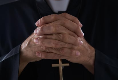 Sacerdote es condenado a 60 años de cárcel por abuso sexual de menor en Nayarit