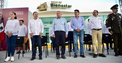 AMLO anuncia que la Marina tendrá el control de 2 aeropuertos más en Sonora