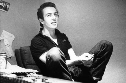 Un tema inédito de Joe Strummer, adelanto de la antología de sus últimos años