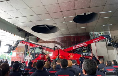 Destinarán 115mdp para nuevo equipamiento de Bomberos de CDMX