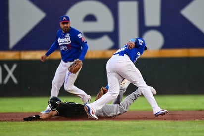 Acereros viene de atrás y termina por ganar el juego a los Toros 11-7