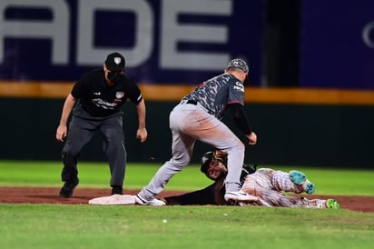 Acereros contra la pared, Toros gana 9-2 y pone la serie a favor