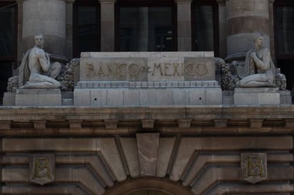 Banxico va por más alzas y no descarta  alza de 75 puntos