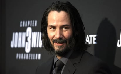 Keanu Reeves sorprende a recién casados con este inesperado gesto