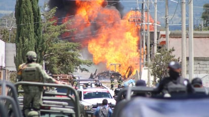 Reportan fuerte explosión en ducto de Pemex en Amozoc, Puebla