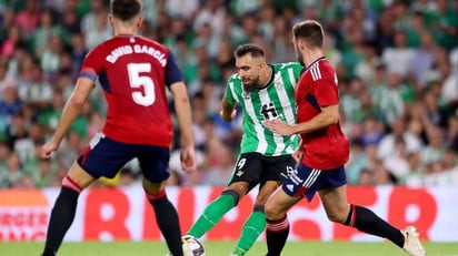 Gol de Borja Iglesias da victoria al Betis; Guardado jugó unos minutos