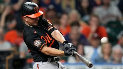 Cuadrangular 14 de Ramón Urías en triunfo de Orioles ante los Astros