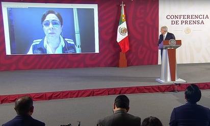 AMLO: 'Politiquería' pedir renuncia de Laura Velázquez