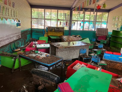 Agua arrasó con Jardín de Niños ‘Gabriela Mistral’