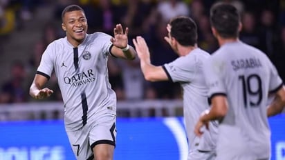 PSG goléo con doblete de Mbappé al Nantes