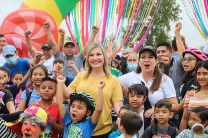 Niños de 3 y hasta 10 años participaron en carrera de ciclismo