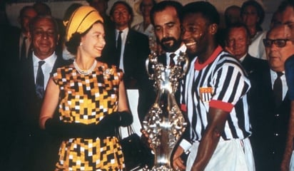 Pelé recordó que conoció a la Reina Isabel en Brasil