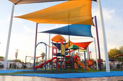 Alcaldesa entrega la Macroplaza de los niños en Piedras Negras