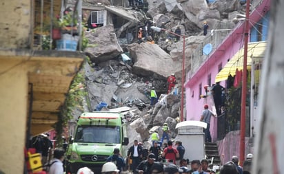 Reubicarán a damnificados del derrumbe del Cerro del Chiquihuite en Colinas de San José