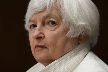 EU enfrenta 'un riesgo' de recesión, según la secretaria del Tesoro, Janet Yellen