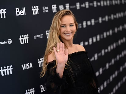 Jennifer Lawrence y el vestido traslúcido con el que deslumbró en Toronto