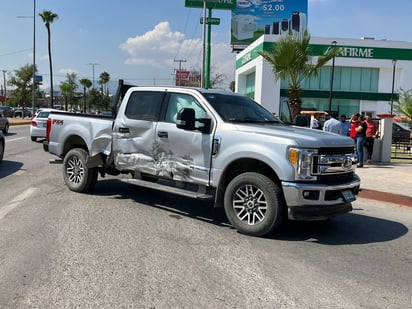 Mujer protagoniza choque en la colonia Guadalupe