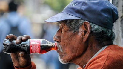 Monclovenses gastan 10% de su sueldo en consumir refrescos