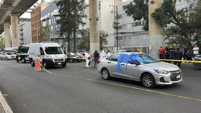 Ejecutan a balazos a conductor que circulaba en Río Becerra y Eje 5 Sur, en la Ampliación Nápoles