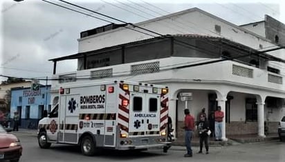 Hombre de la tercera edad sufre infarto en cafetería de Múzquiz